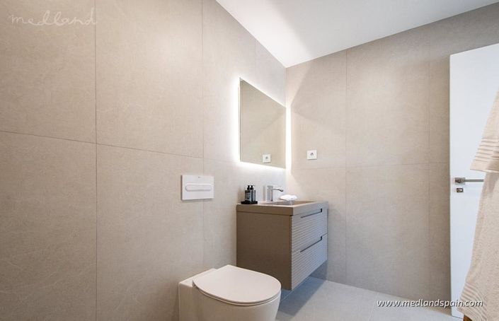 Image No.10-3 Bed Villa for sale