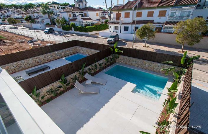 Image No.15-3 Bed Villa for sale