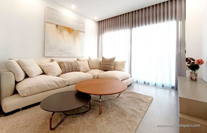 Image No.2-3 Bed Townhouse for sale