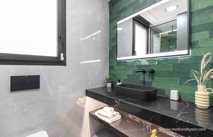 Image No.10-3 Bed Villa for sale