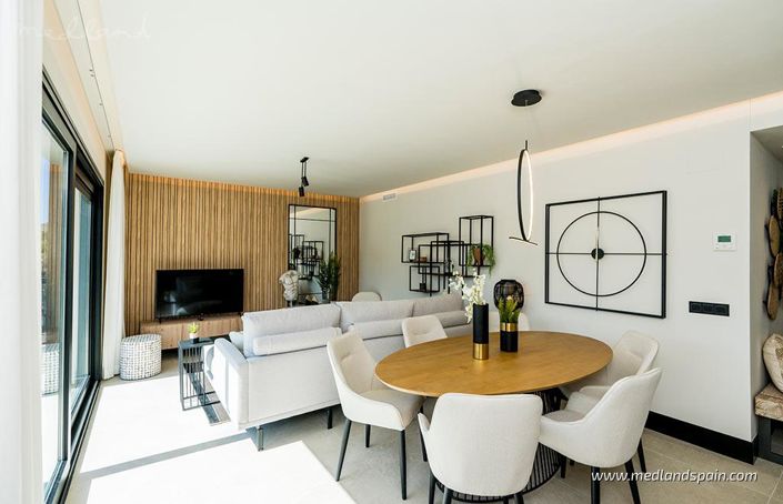 Image No.6-3 Bed Apartment for sale