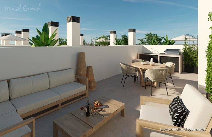 Image No.12-3 Bed Townhouse for sale