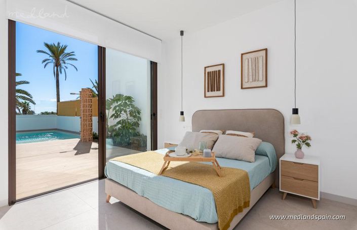 Image No.9-3 Bed Villa for sale