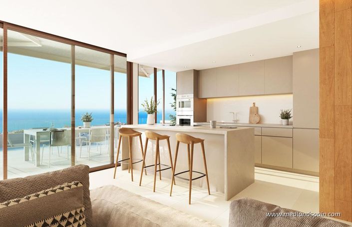 Image No.11-3 Bed Apartment for sale