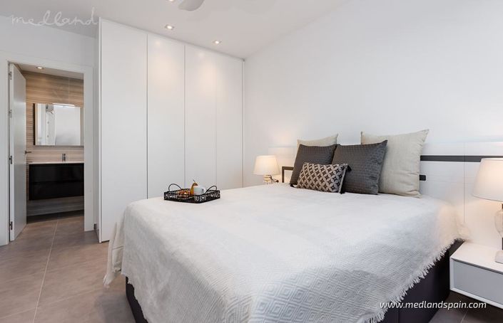 Image No.12-3 Bed Villa for sale