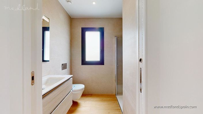 Image No.9-2 Bed Apartment for sale