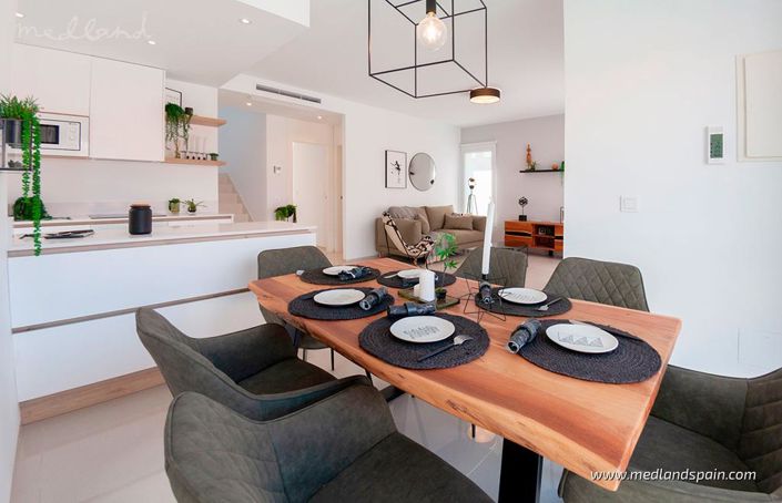 Image No.6-3 Bed Villa for sale