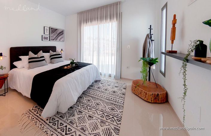 Image No.9-3 Bed Villa for sale