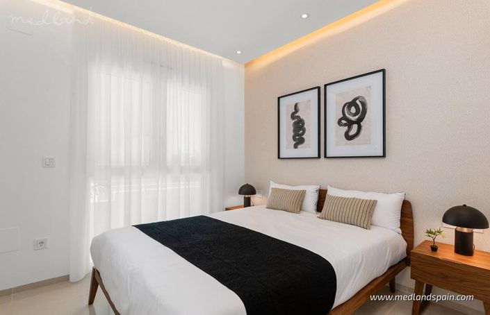 Image No.12-3 Bed Apartment for sale