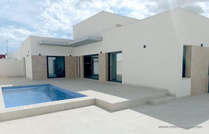 Image No.15-3 Bed Townhouse for sale