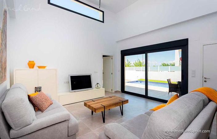 Image No.4-3 Bed Townhouse for sale