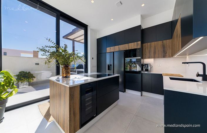 Image No.6-3 Bed Villa for sale