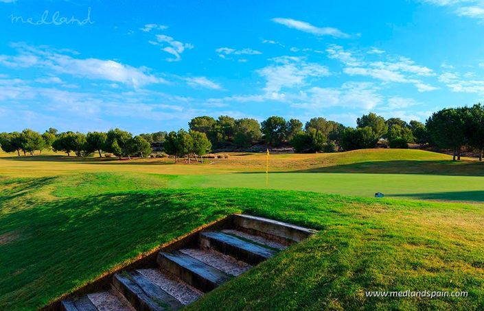 Image No.13-3 Bed Villa for sale