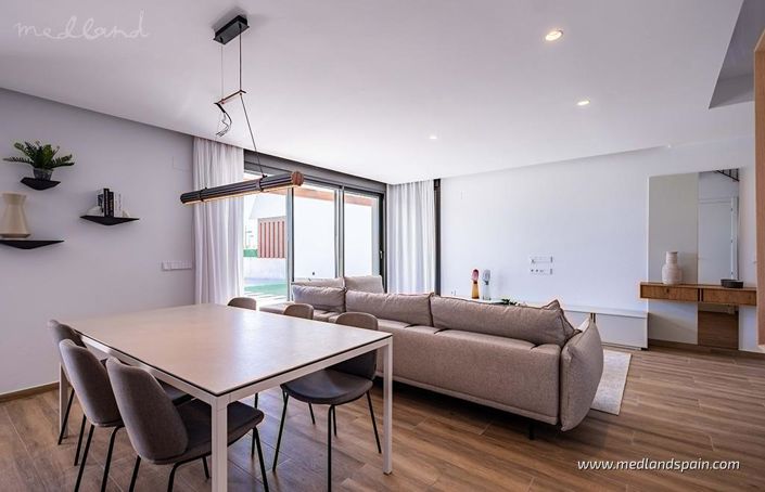 Image No.6-3 Bed Villa for sale