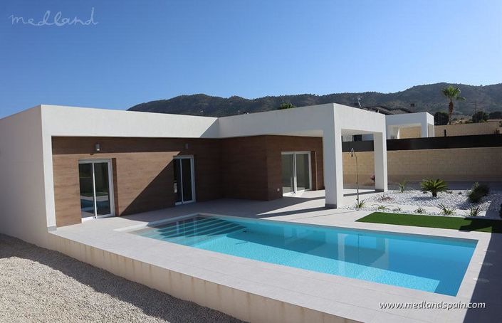 Image No.1-3 Bed Villa for sale