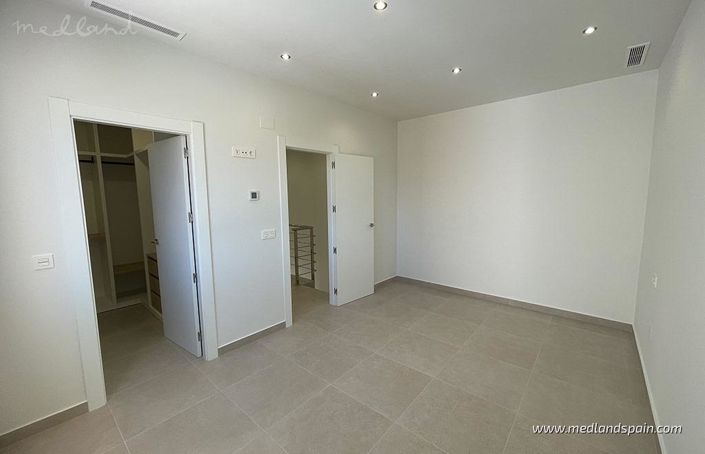 Image No.11-Villa de 3 chambres à vendre à Alicante