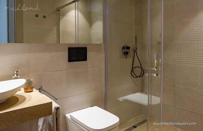 Image No.16-2 Bed Apartment for sale