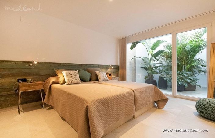 Image No.15-3 Bed Villa for sale