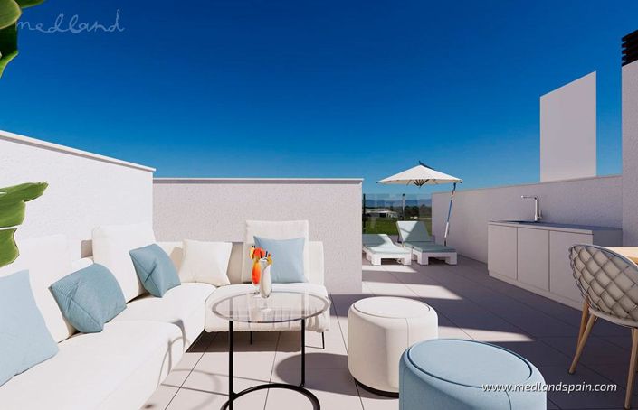 Image No.12-3 Bed Townhouse for sale