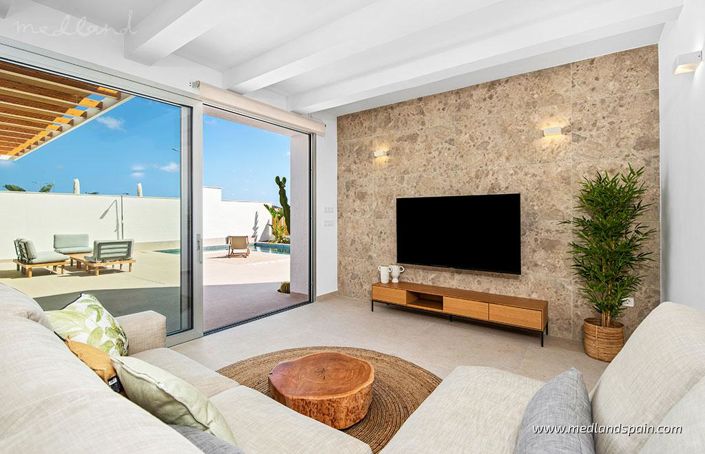 Image No.7-3 Bed Villa for sale