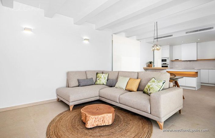 Image No.9-3 Bed Villa for sale