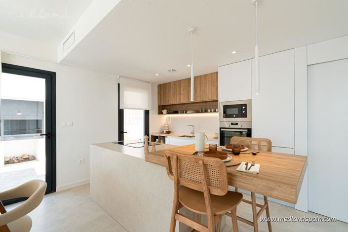 Image No.8-3 Bed Villa for sale