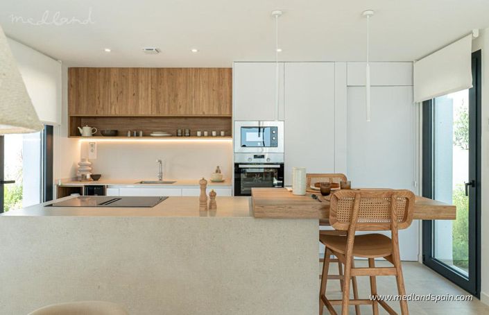 Image No.9-3 Bed Villa for sale