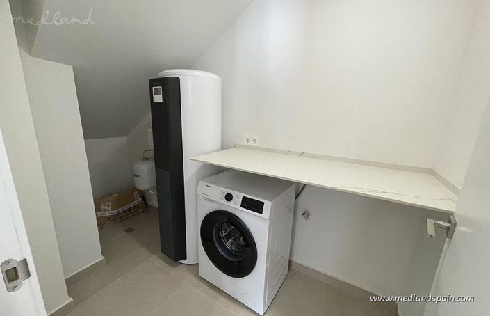 Image No.5-Villa de 3 chambres à vendre à Alicante