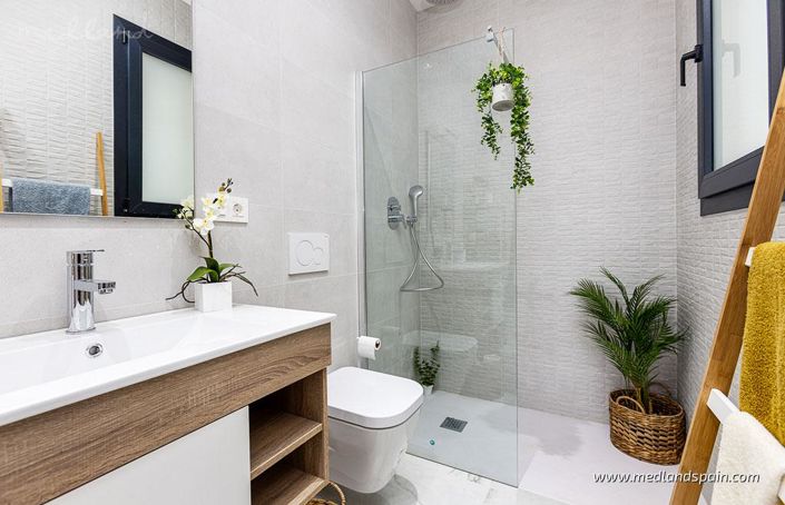 Image No.15-2 Bed Apartment for sale