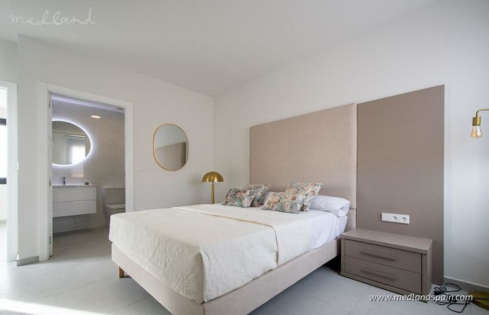 Image No.13-3 Bed Villa for sale