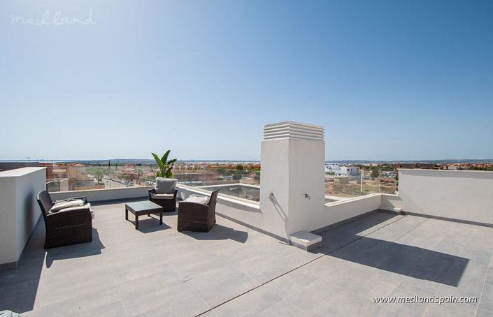 Image No.15-3 Bed Villa for sale