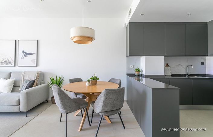 Image No.5-2 Bed Apartment for sale