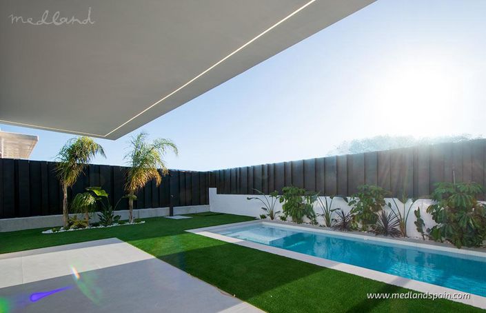 Image No.12-3 Bed Villa for sale