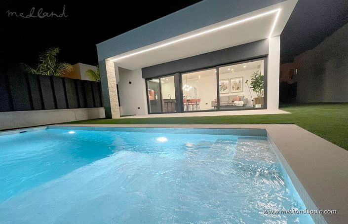 Image No.15-3 Bed Villa for sale