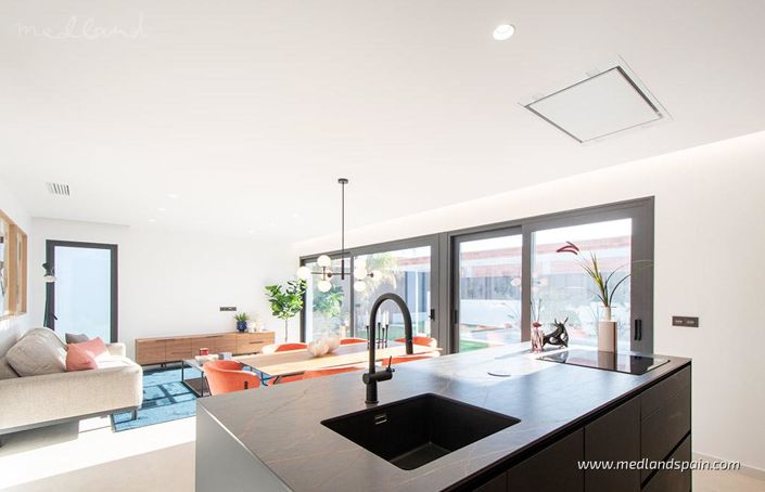 Image No.5-3 Bed Villa for sale