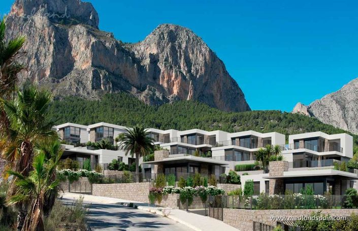 Image No.4-4 Bed Villa for sale