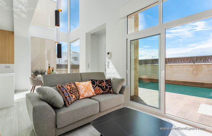 Image No.7-3 Bed Villa for sale