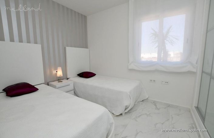 Image No.8-2 Bed Apartment for sale