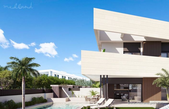 Image No.2-3 Bed Townhouse for sale