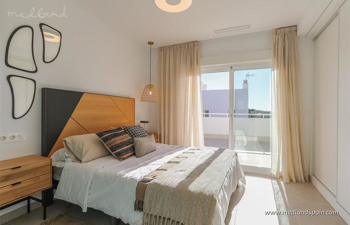 Image No.8-3 Bed Villa for sale