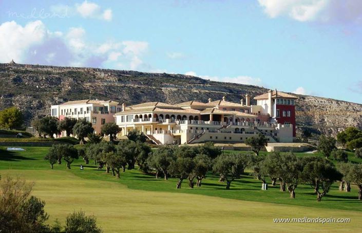 Image No.14-3 Bed Villa for sale