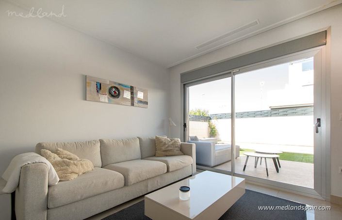 Image No.2-3 Bed Townhouse for sale