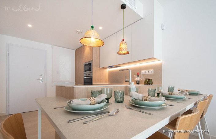 Image No.8-3 Bed Apartment for sale