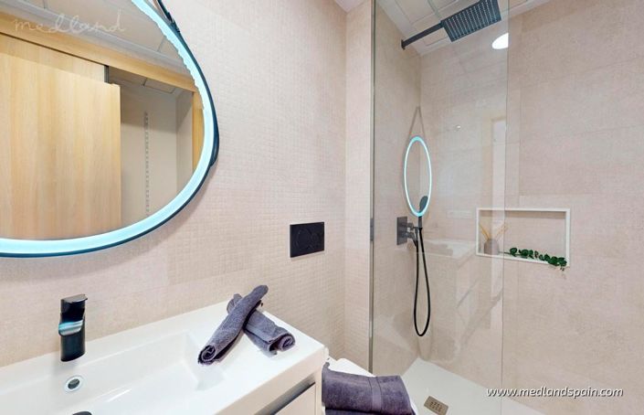 Image No.9-3 Bed Apartment for sale