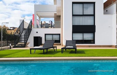 1 - La Finca, Townhouse