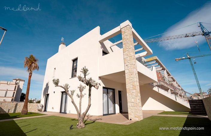 Image No.11-3 Bed Apartment for sale