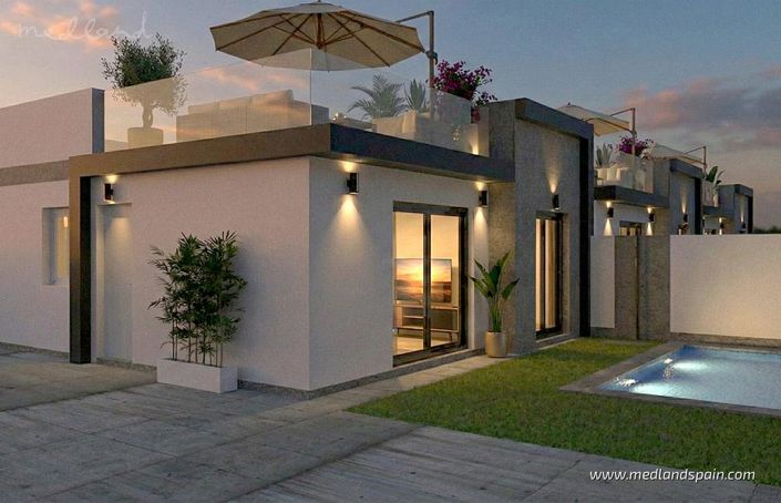 Image No.8-3 Bed Villa for sale