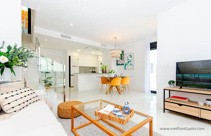 Image No.9-3 Bed Villa for sale