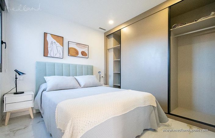 Image No.10-3 Bed Villa for sale