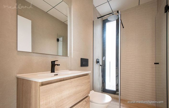 Image No.8-3 Bed Villa for sale